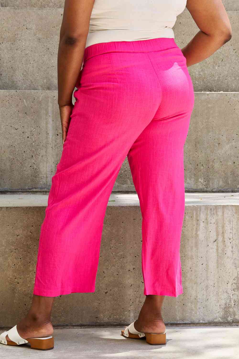 Pleated Detail Linen Pants