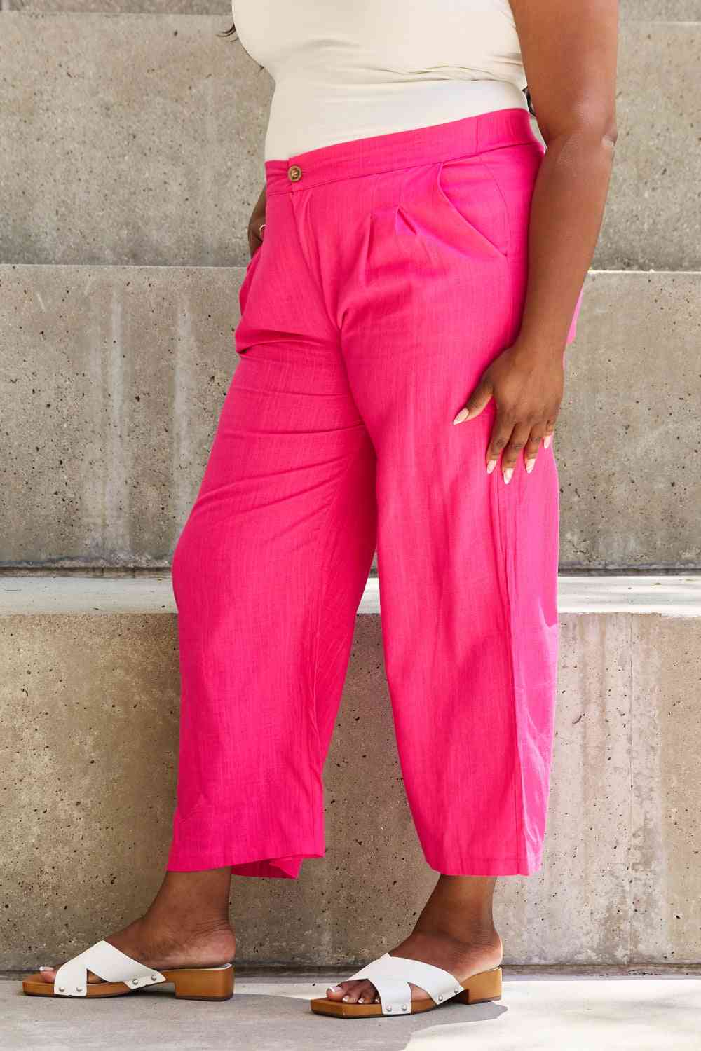 Pleated Detail Linen Pants