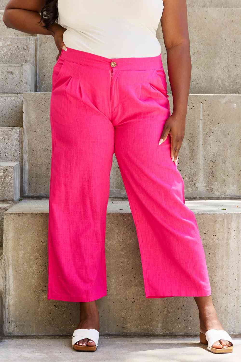 Pleated Detail Linen Pants